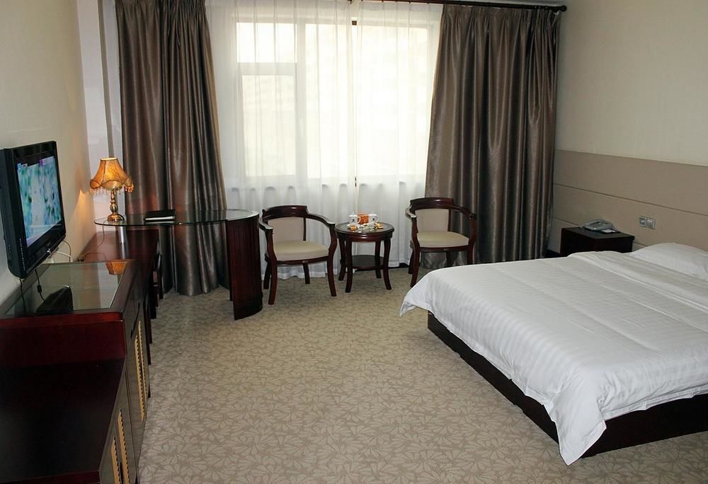China Rushan Champs Elysees Hotel Shandong 外观 照片